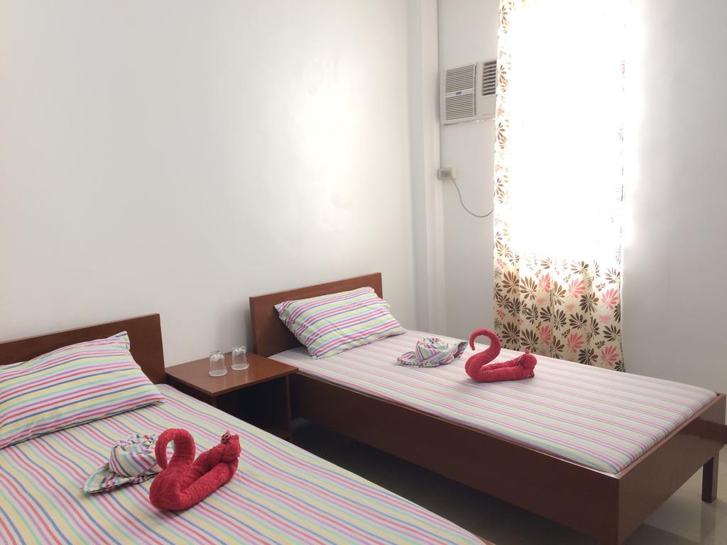 Brielles Travellers Inn Tagbilaran City Bagian luar foto