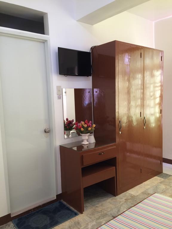 Brielles Travellers Inn Tagbilaran City Bagian luar foto