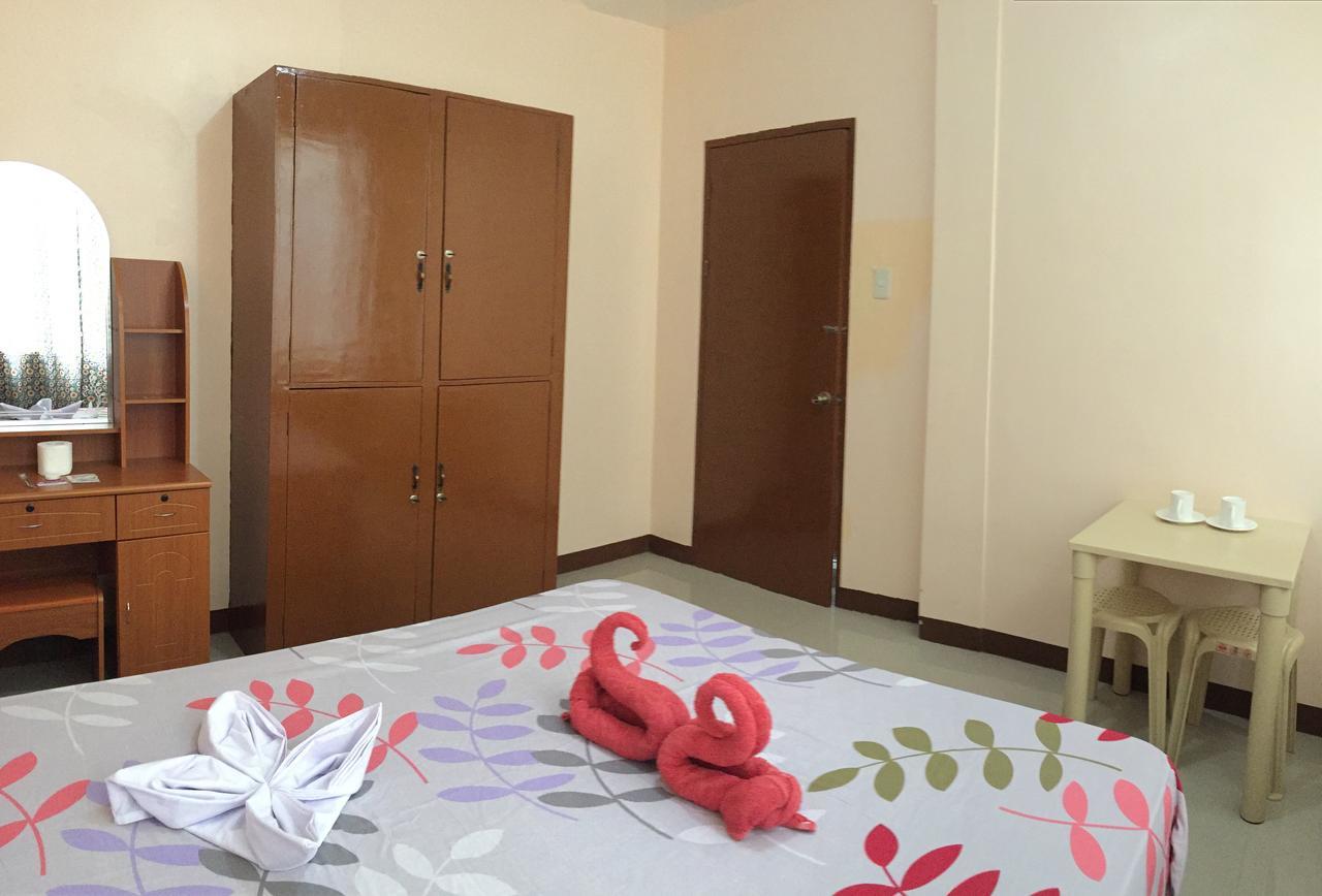Brielles Travellers Inn Tagbilaran City Bagian luar foto